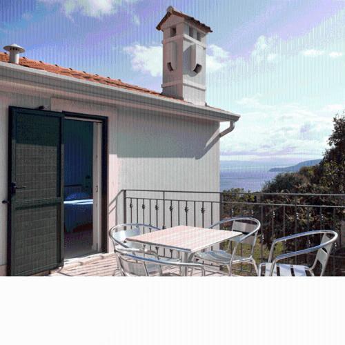 Apartments Villa Ina Brseč Chambre photo