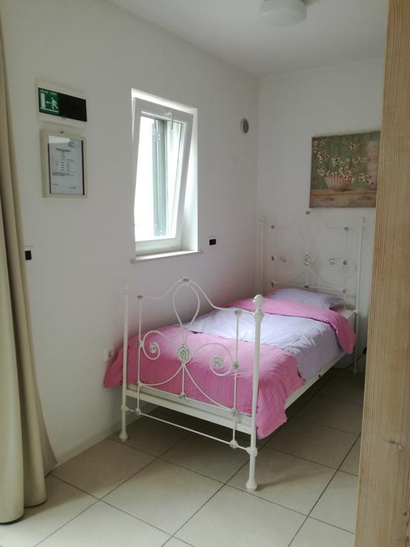 Apartments Villa Ina Brseč Extérieur photo